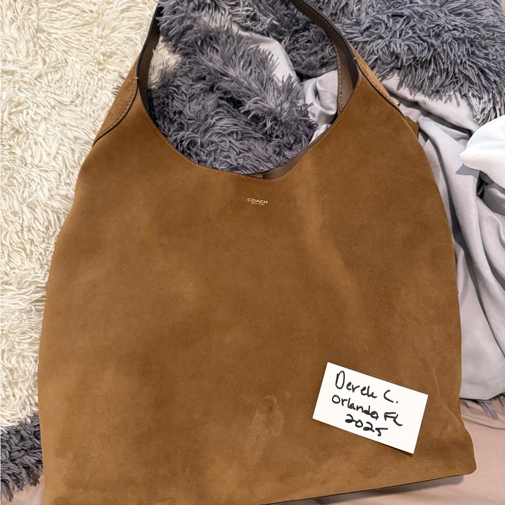 Coach Brooklyn 39 Suede